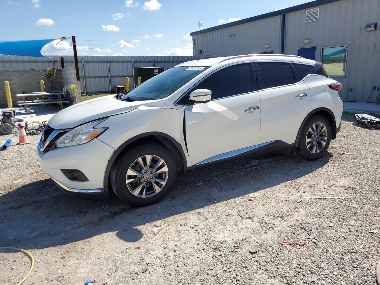 2017 Nissan Murano - Image 1