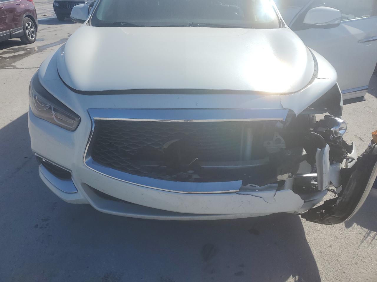 2016 Infiniti QX60 - Image 12