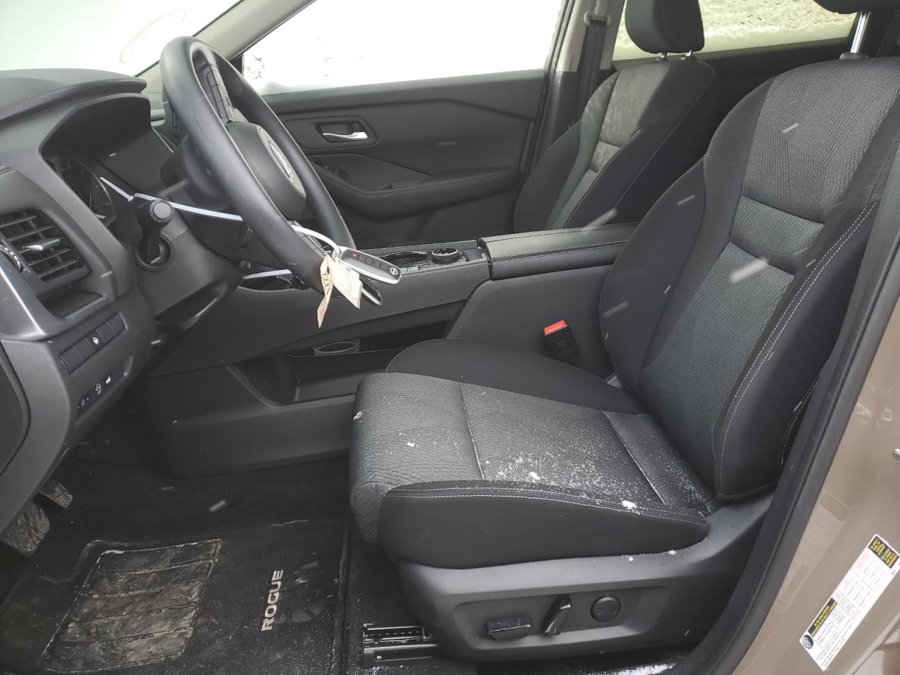 2024 Nissan Rogue - Image 7