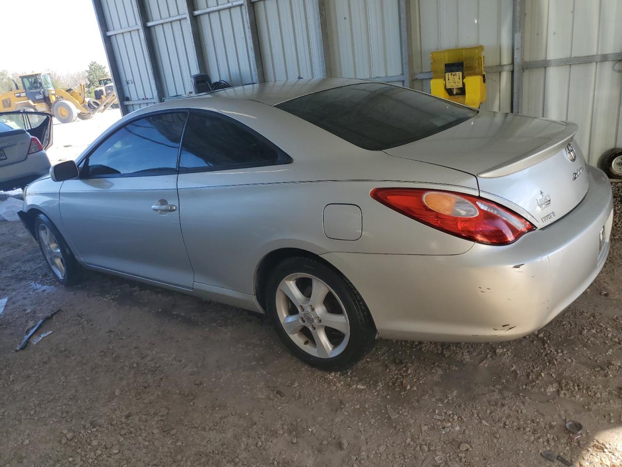 2004 Toyota Camry Solara - Image 2