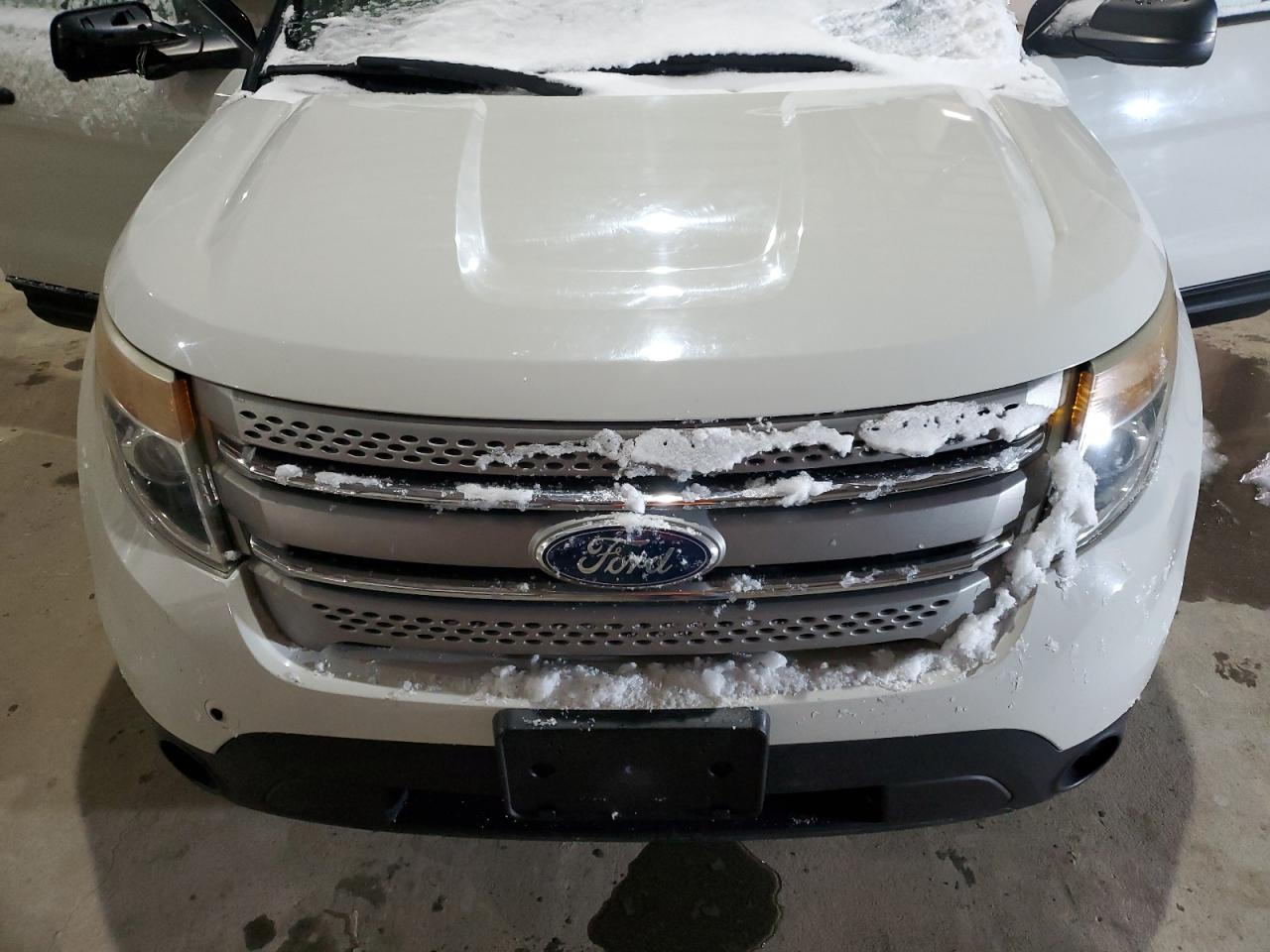2012 Ford Explorer - Image 12