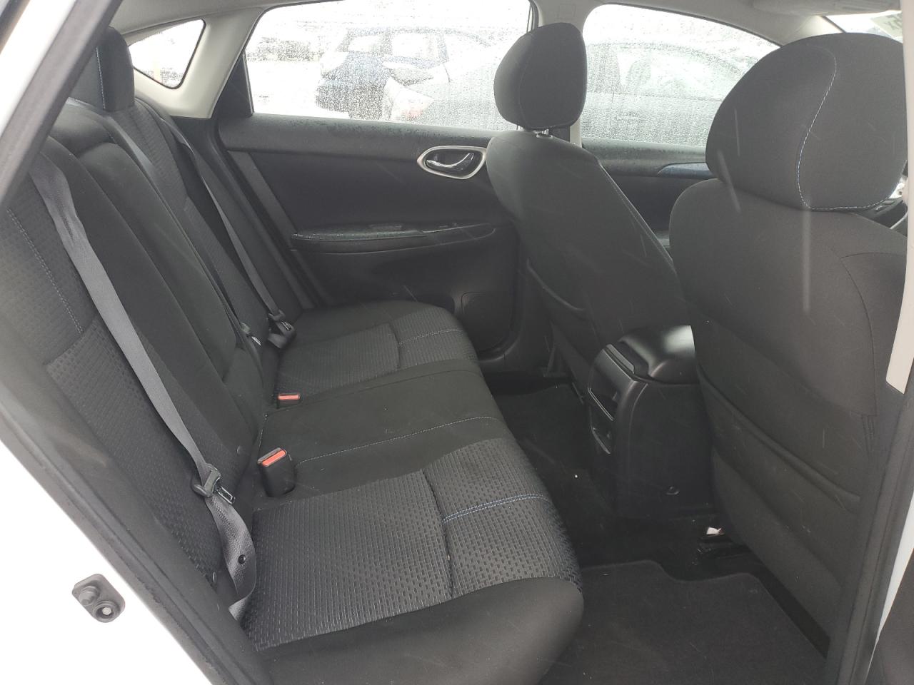 2017 Nissan Sentra - Image 10