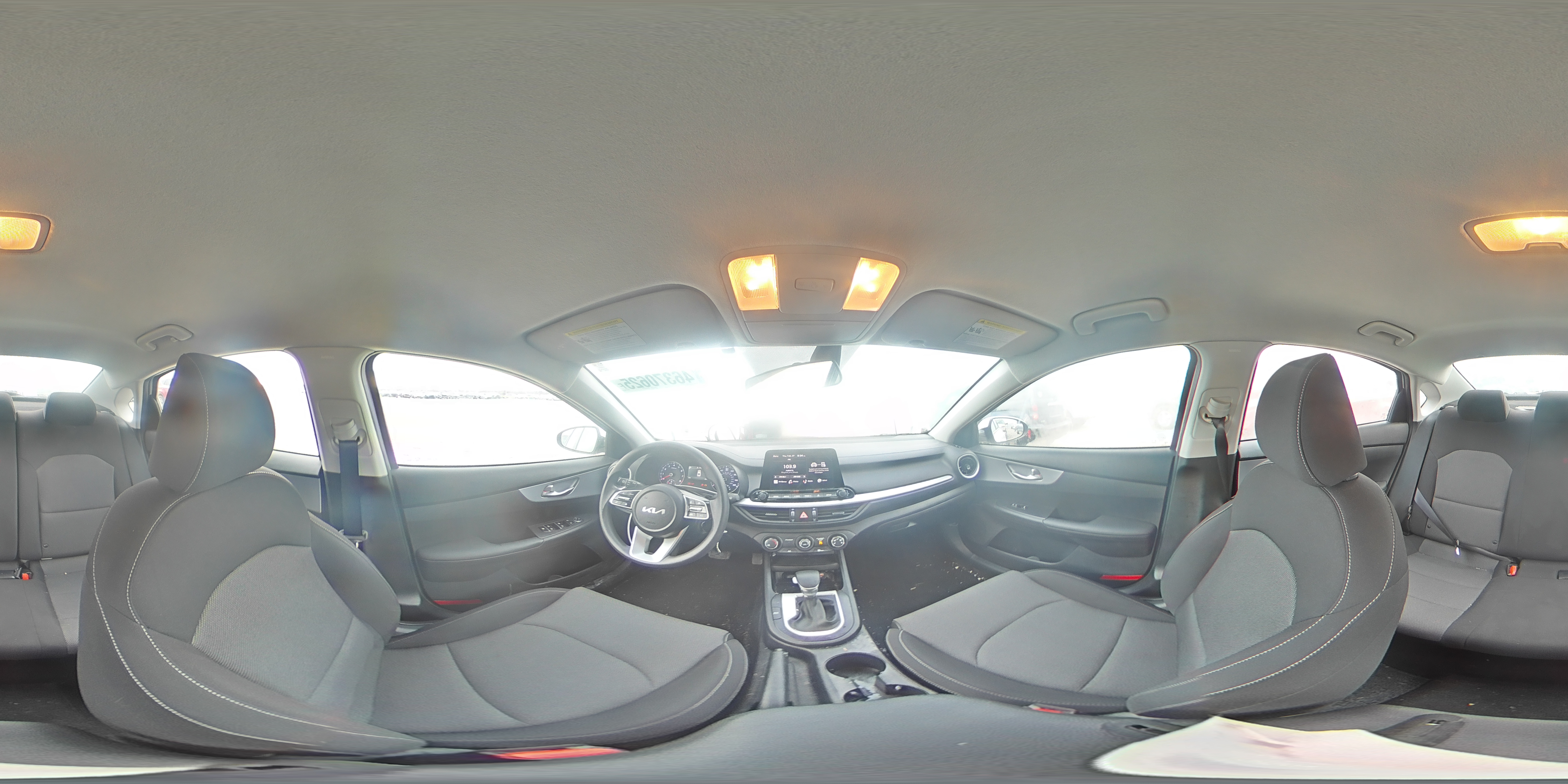 2024 Kia Forte - Image 13