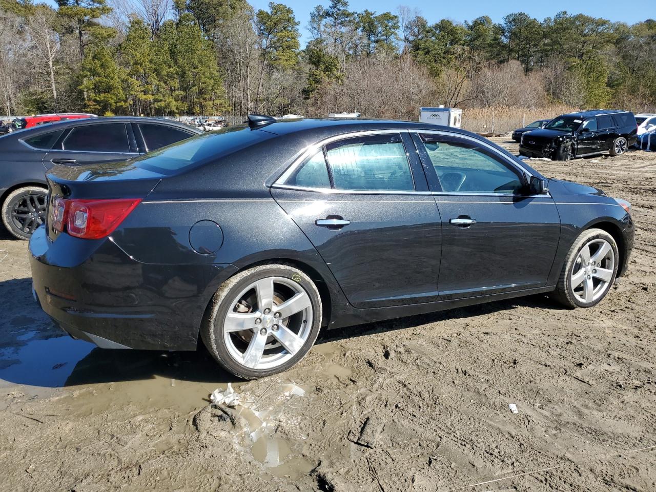 2015 Chevrolet Malibu - Image 3