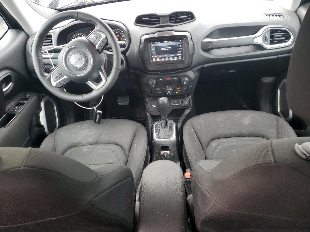 2018 Jeep Renegade - Image 8