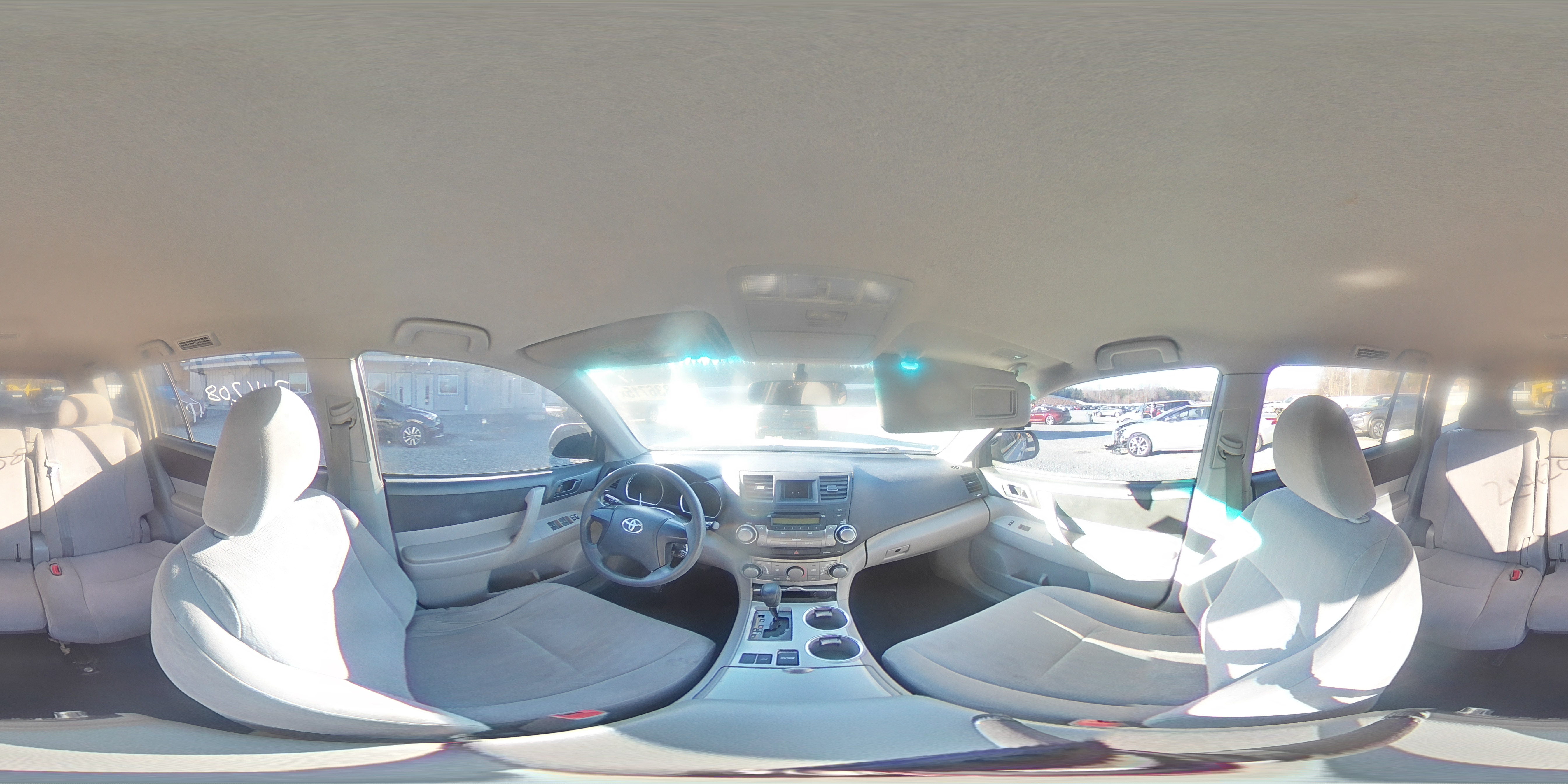 2011 Toyota Highlander - Image 14