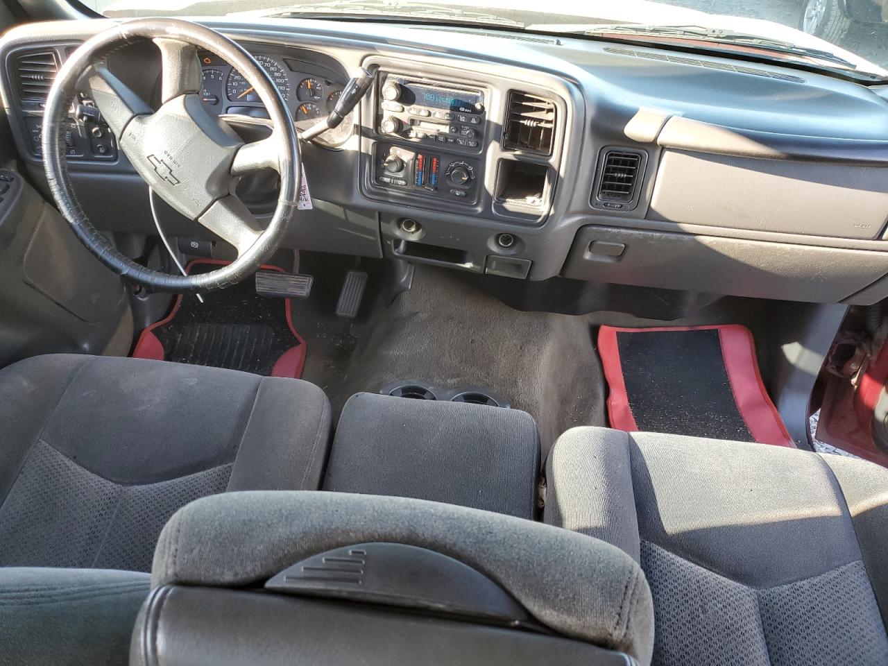 2005 Chevrolet Silverado - Image 8