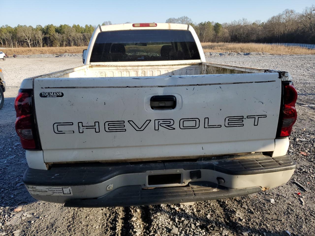 2007 Chevrolet Silverado - Image 6