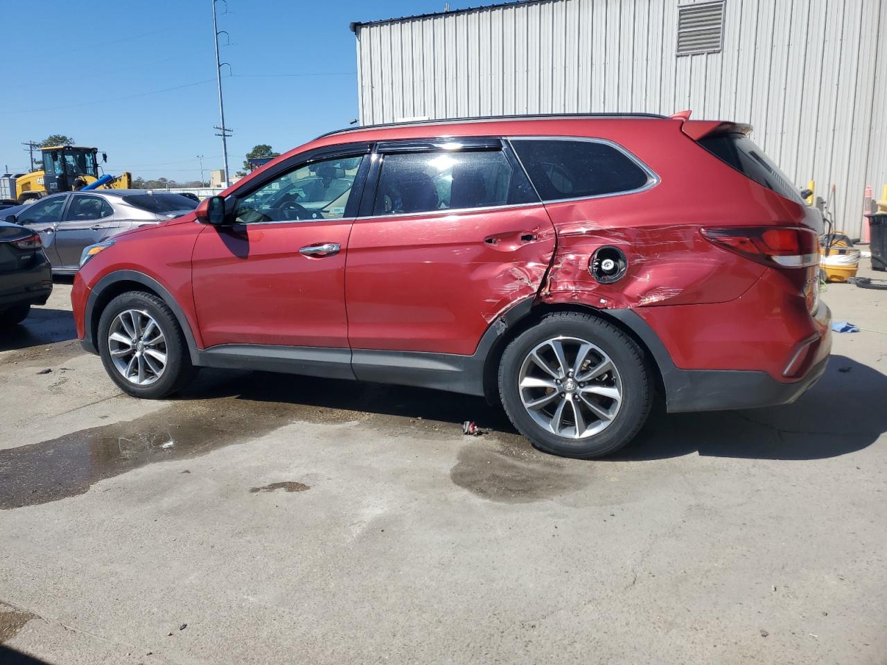 2018 Hyundai Santa Fe - Image 2