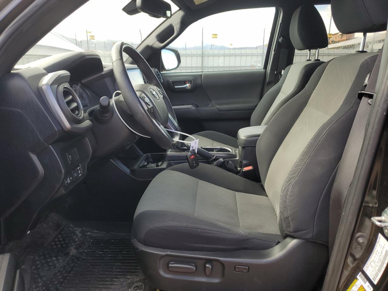 2020 Toyota Tacoma - Image 7