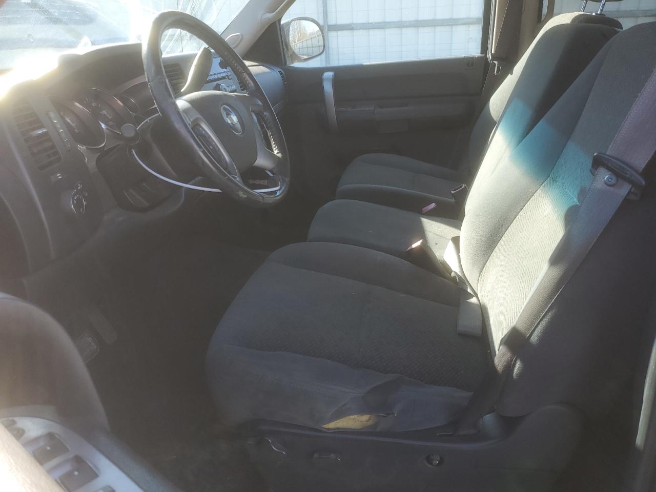 2008 Chevrolet Silverado - Image 7