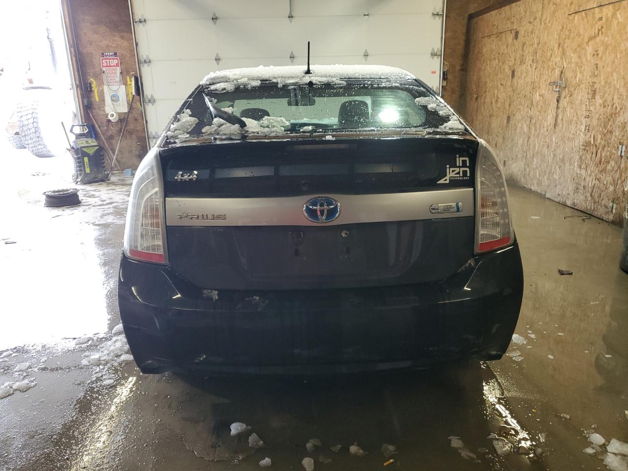 2013 Toyota Prius - Image 6
