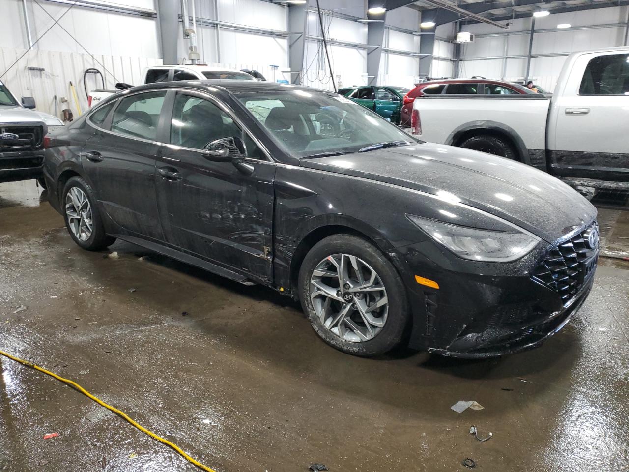 2023 Hyundai Sonata - Image 4