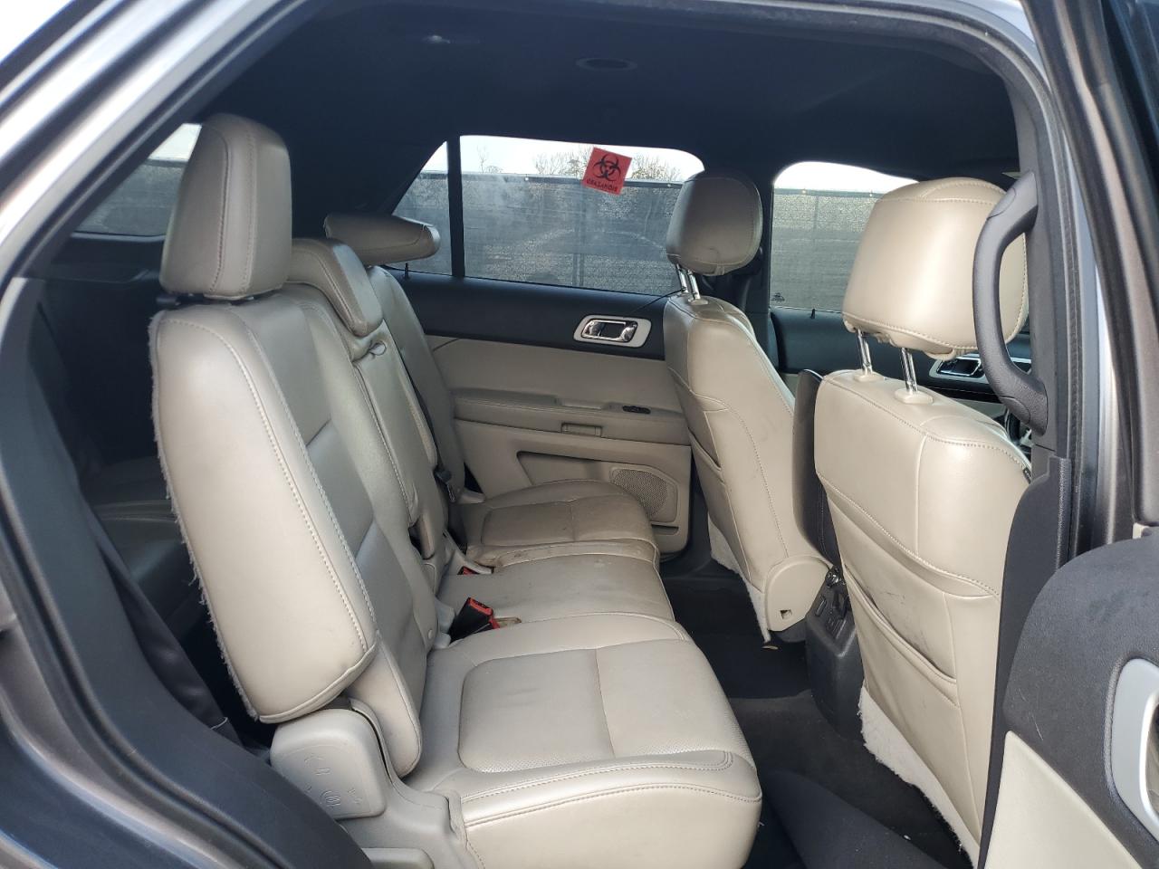 2012 Ford Explorer - Image 11