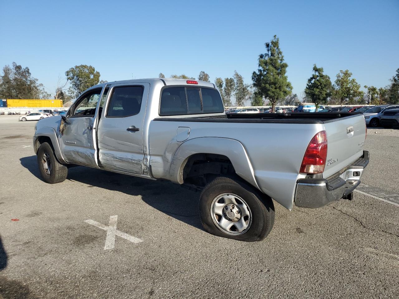2007 Toyota Tacoma - Image 2
