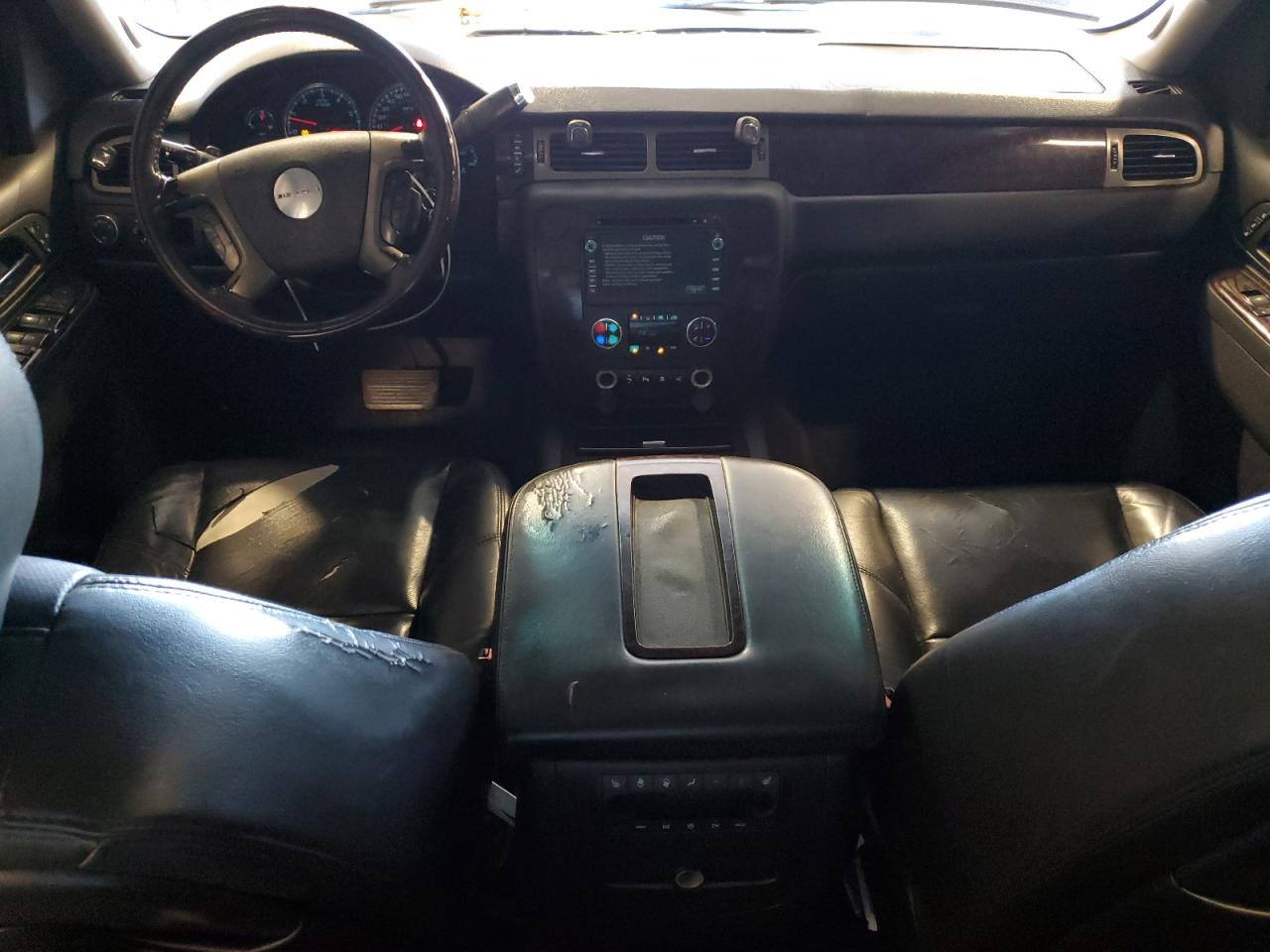 2011 GMC Yukon - Image 8