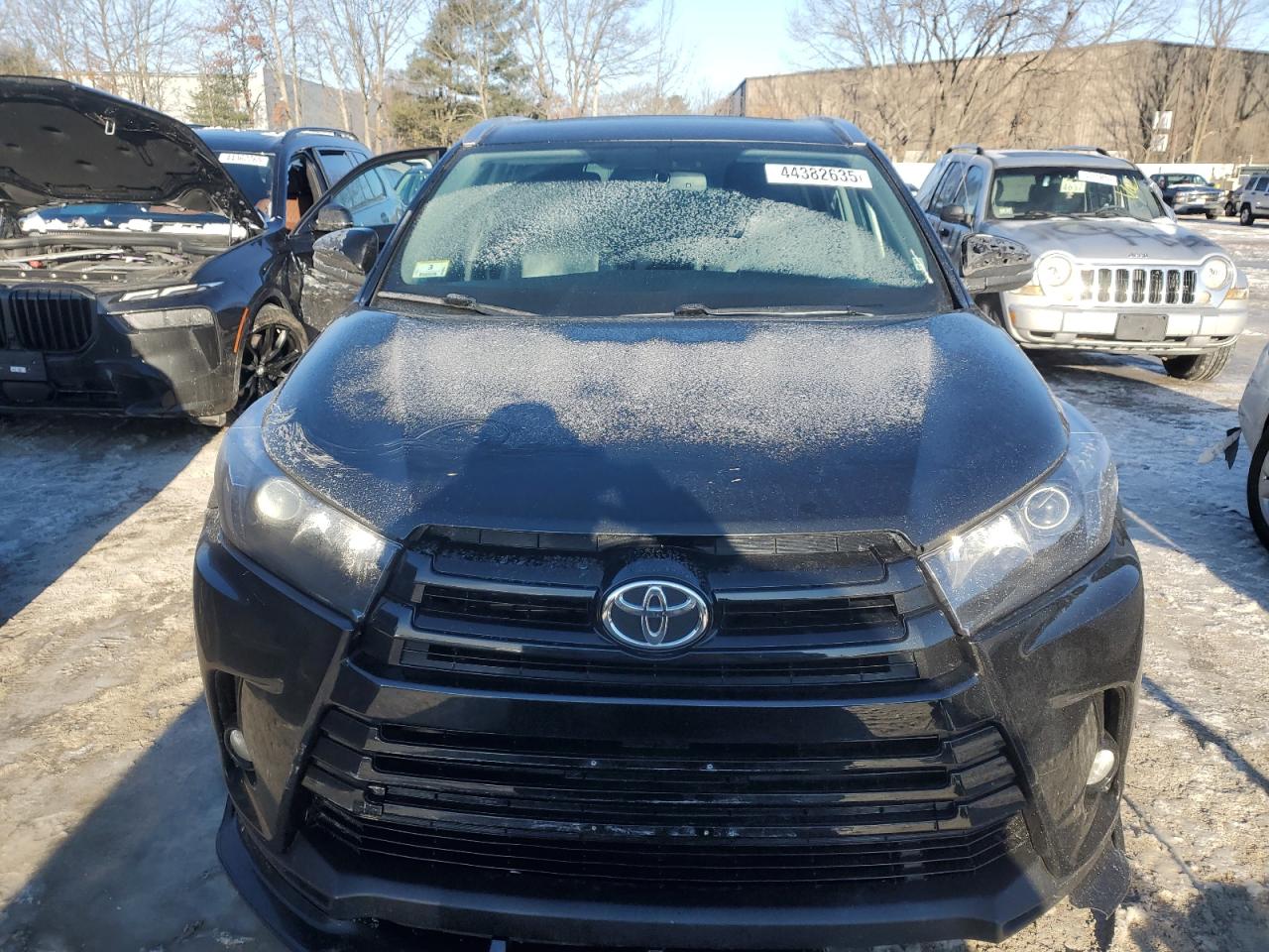 2016 Toyota Highlander - Image 5