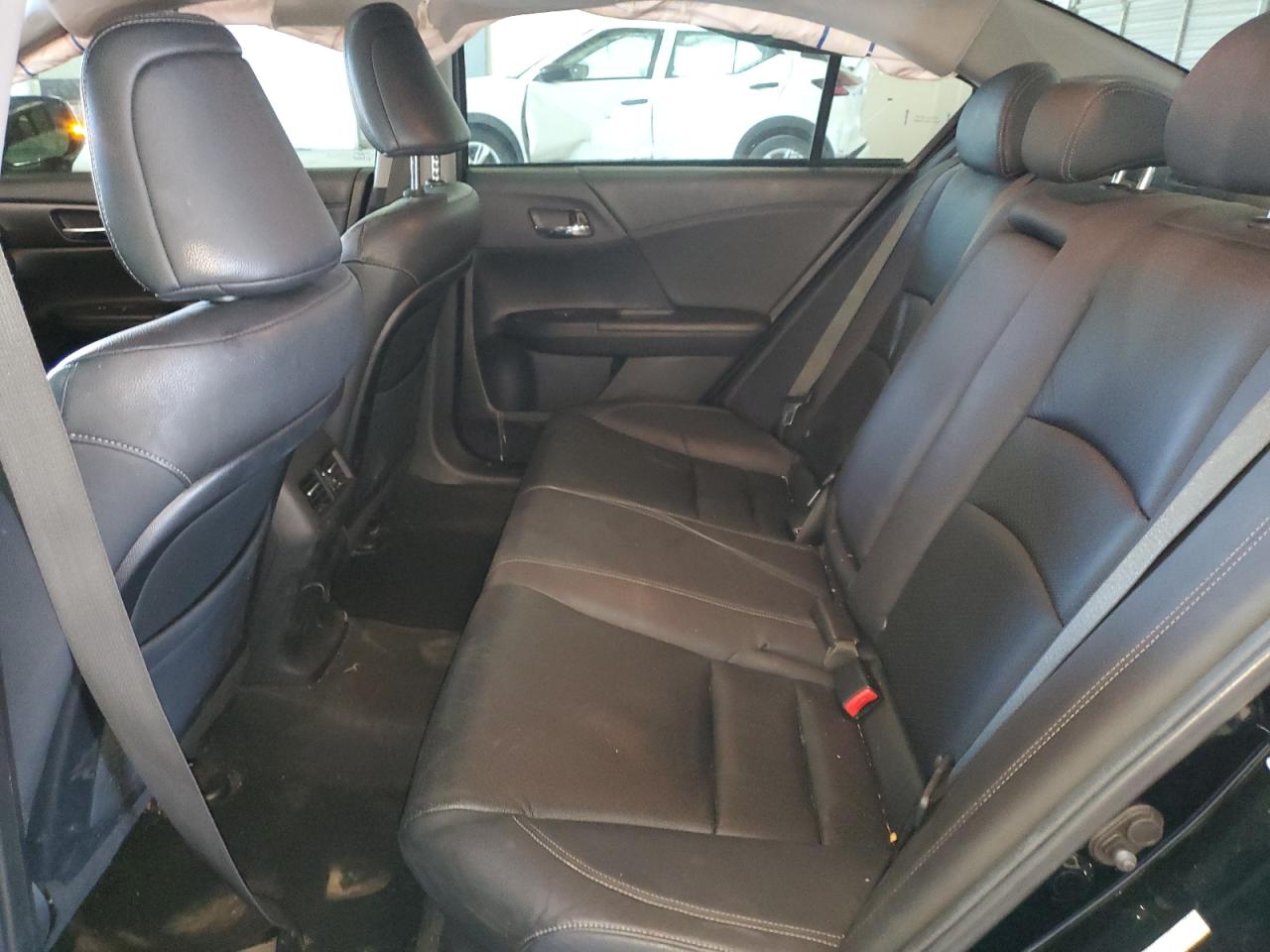2013 Honda Accord - Image 10
