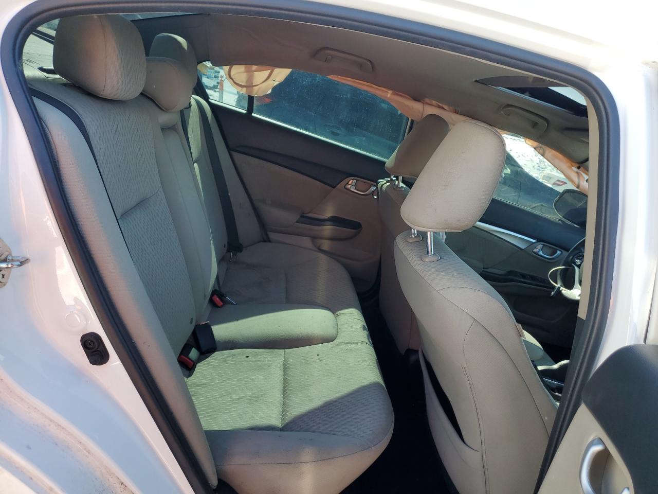 2015 Honda Civic - Image 11