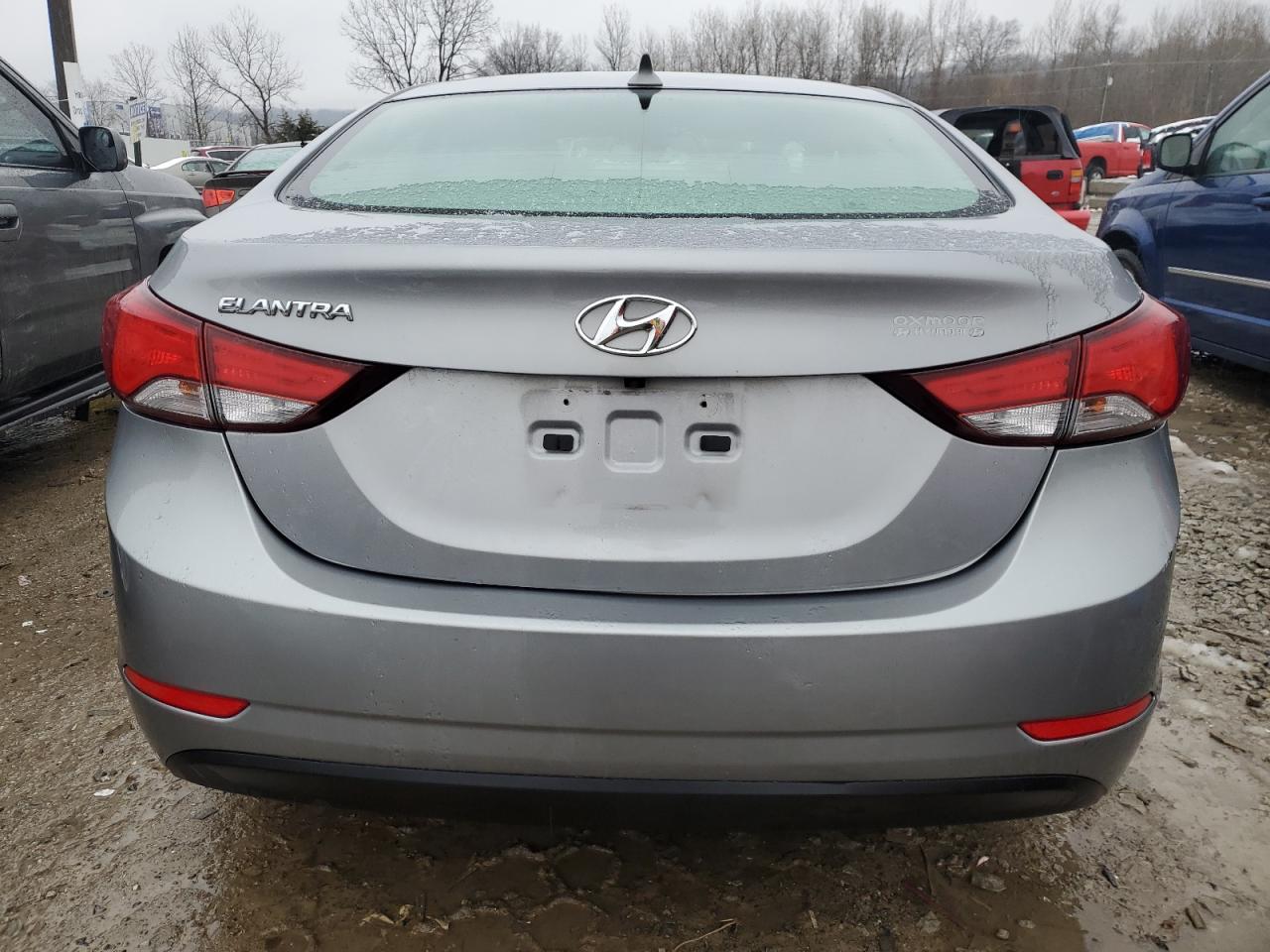 2014 Hyundai Elantra - Image 6