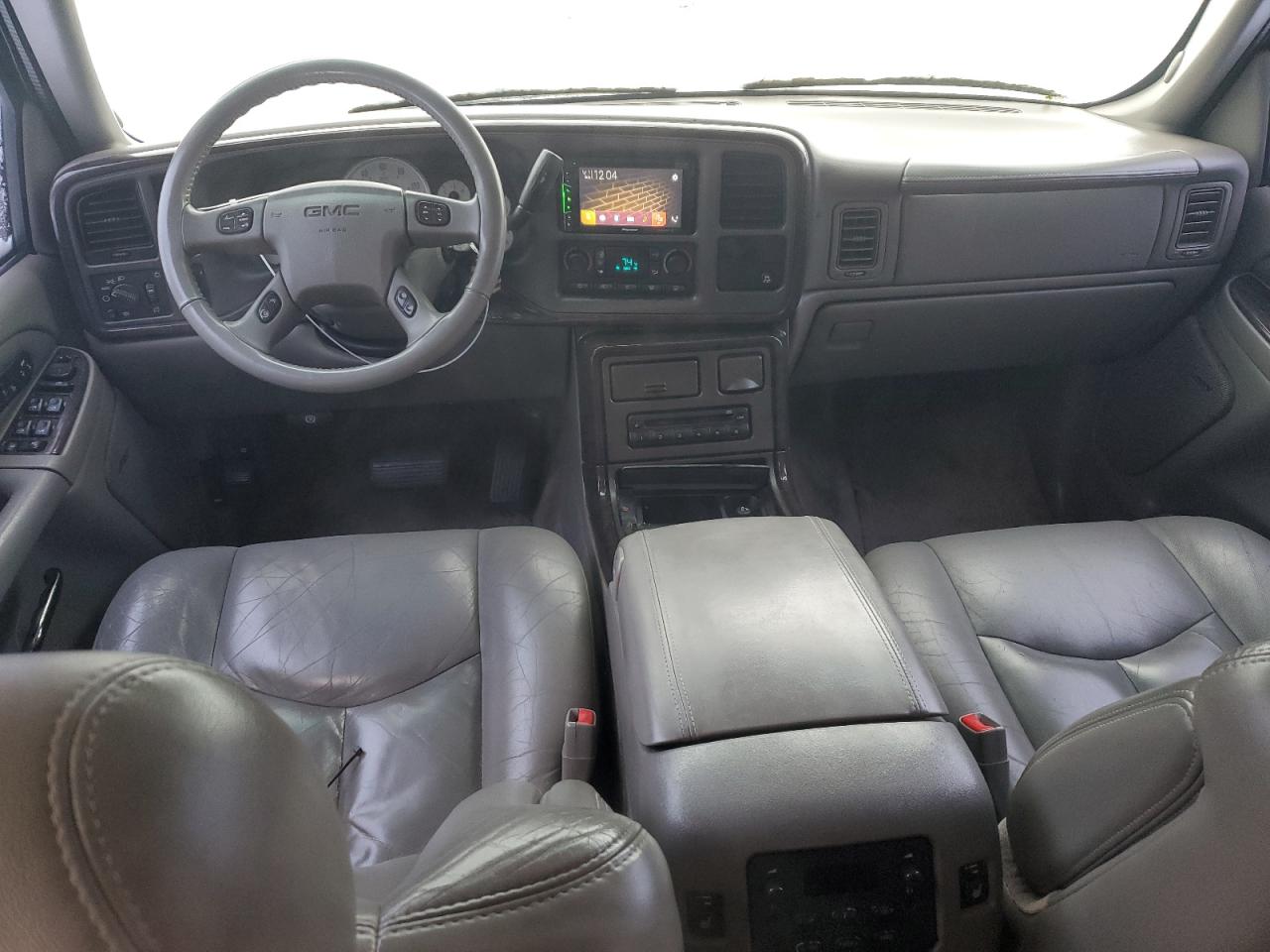 2005 GMC Yukon - Image 8