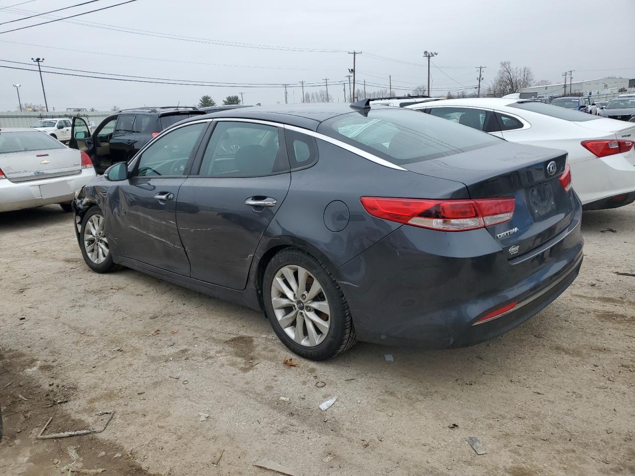 2017 Kia Optima - Image 2