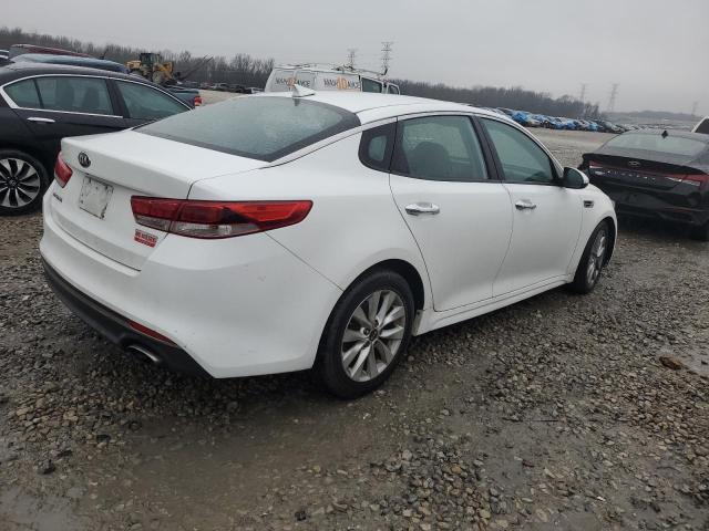 Sedans KIA OPTIMA 2017 White