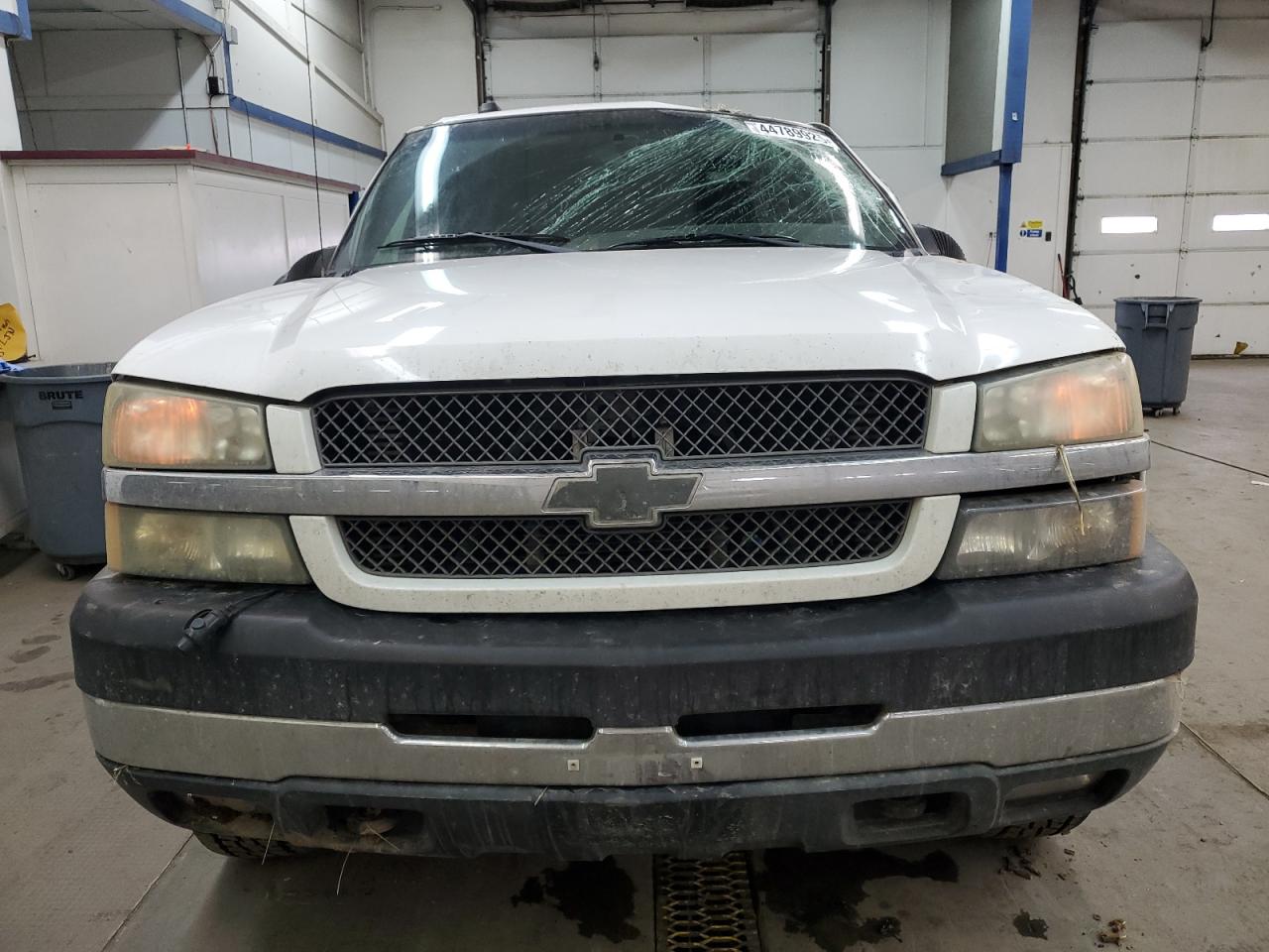 2004 Chevrolet Silverado - Image 5