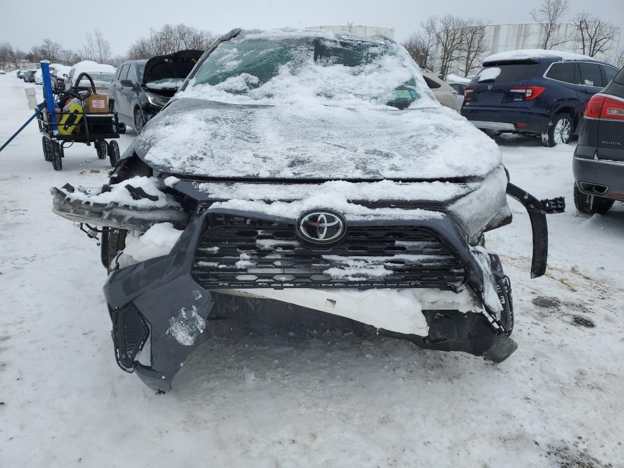 2023 Toyota RAV 4 - Image 5