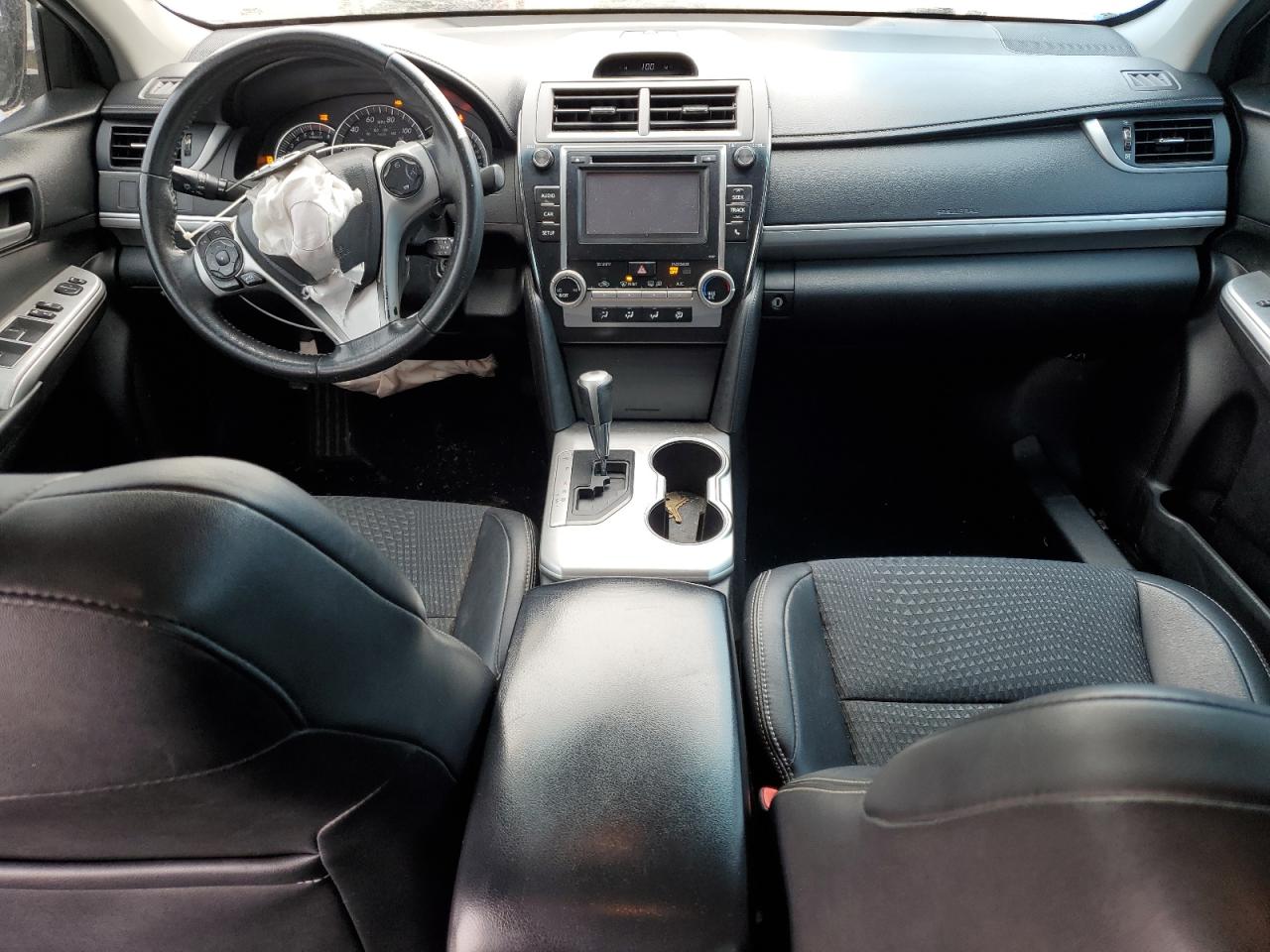 2014 Toyota Camry - Image 8