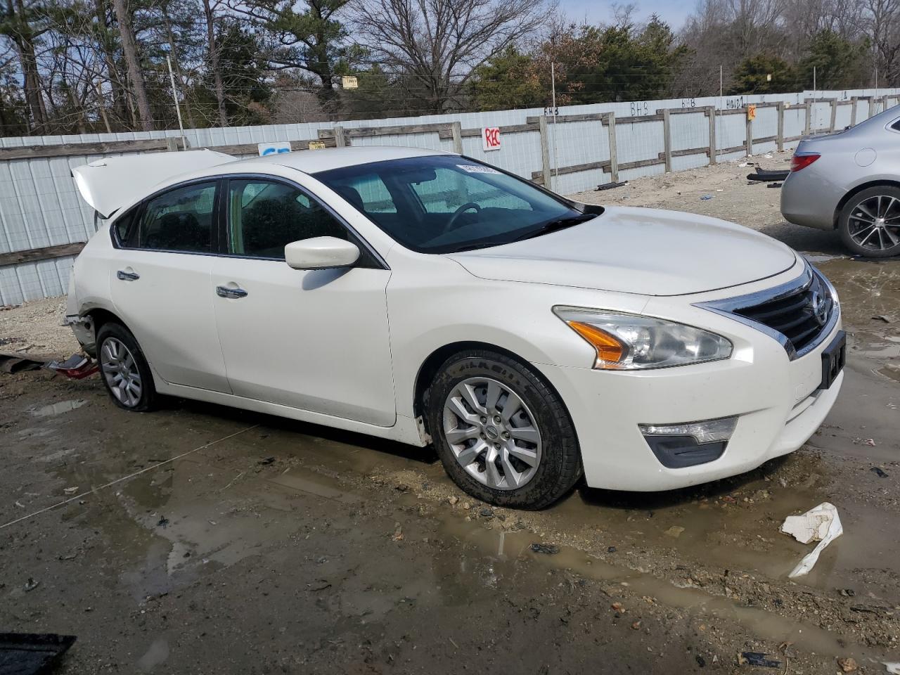 2013 Nissan Altima - Image 4