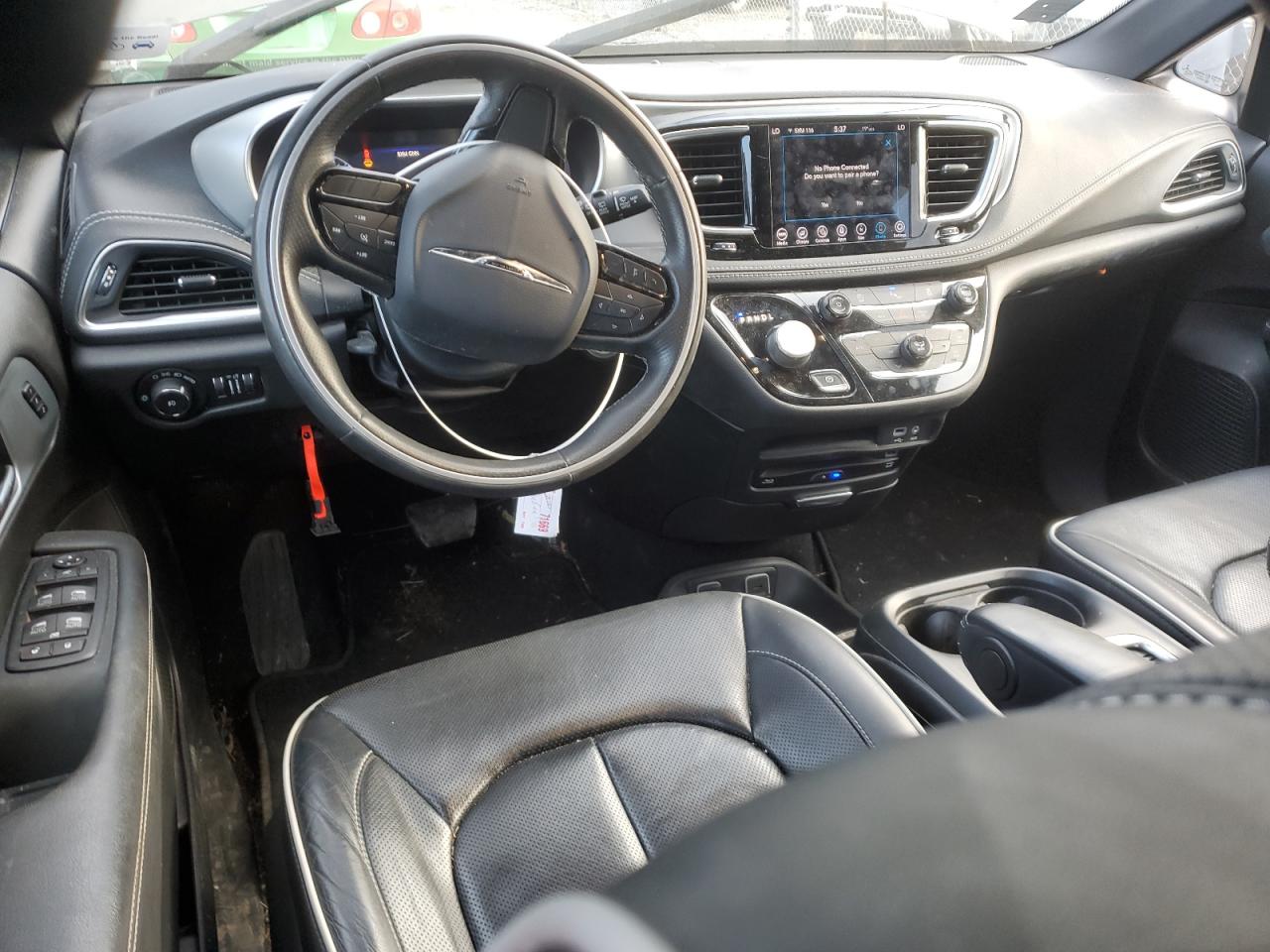 2020 Chrysler Pacifica - Image 8