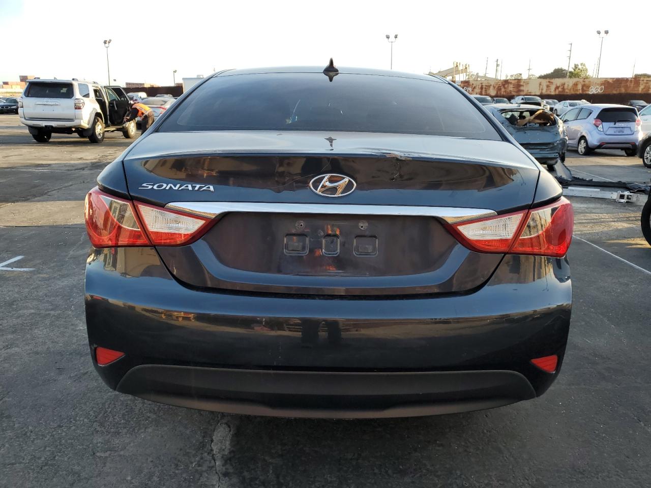 2014 Hyundai Sonata - Image 6