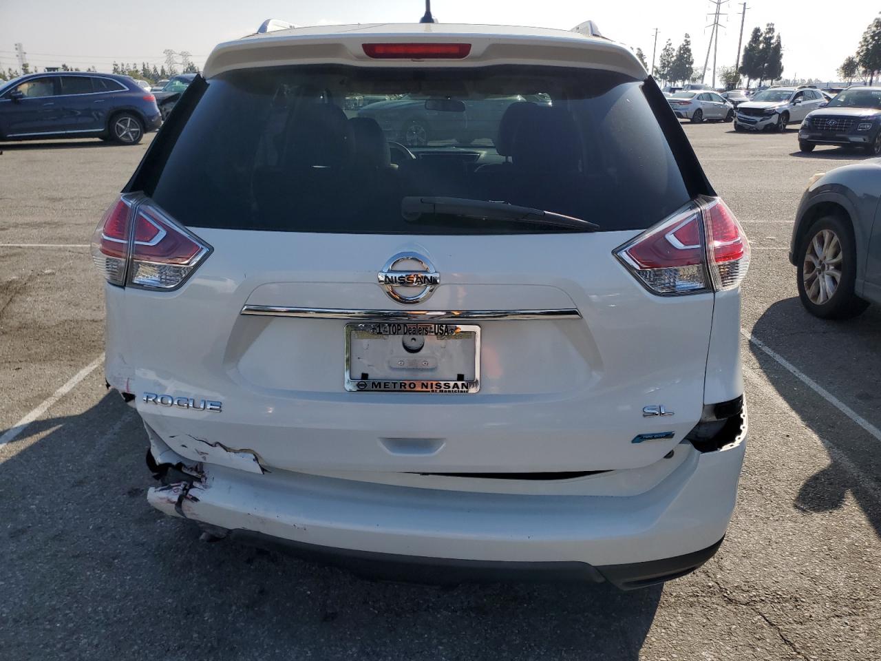 2014 Nissan Rogue - Image 6