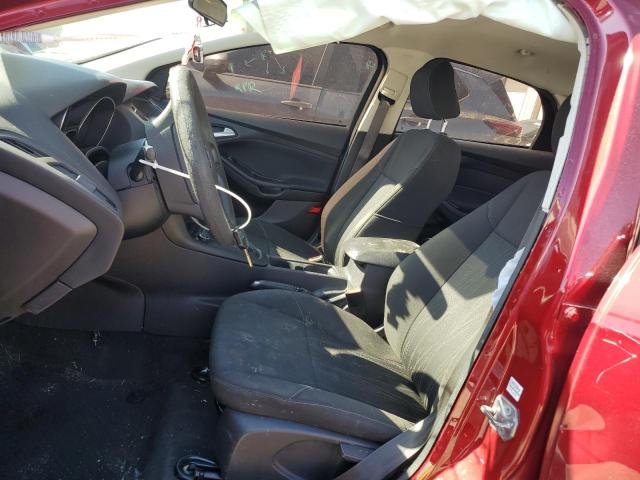 Sedans FORD FOCUS 2015 Czerwony