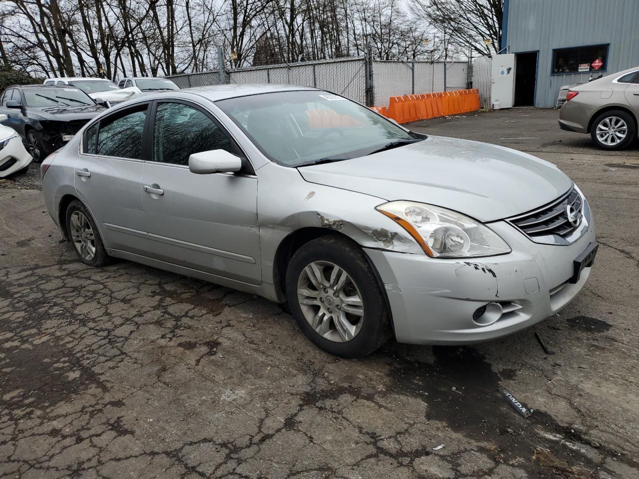 2012 Nissan Altima - Image 4