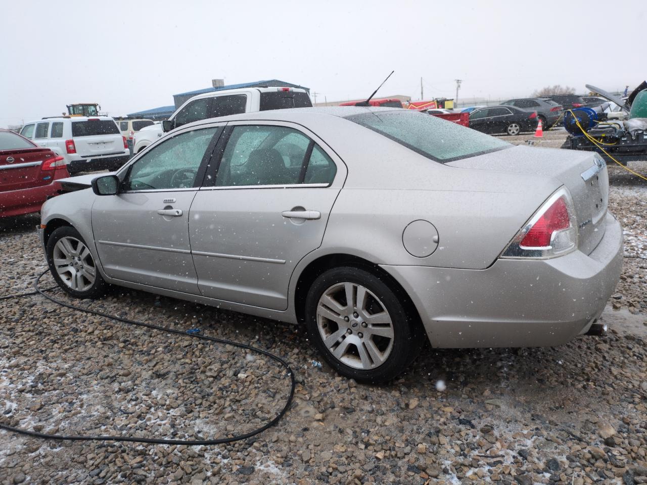 2008 Ford Fusion - Image 2