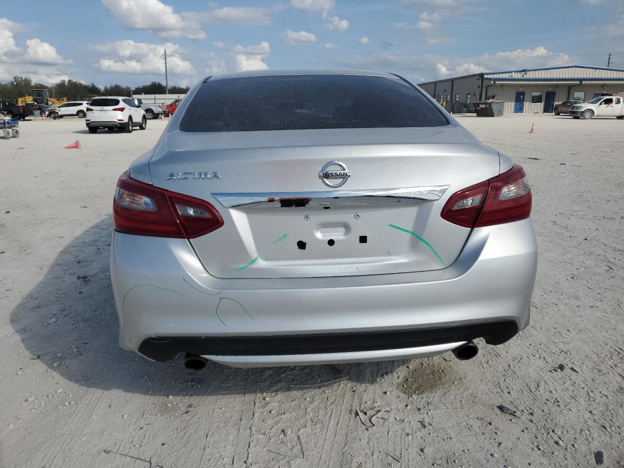 2018 Nissan Altima - Image 6