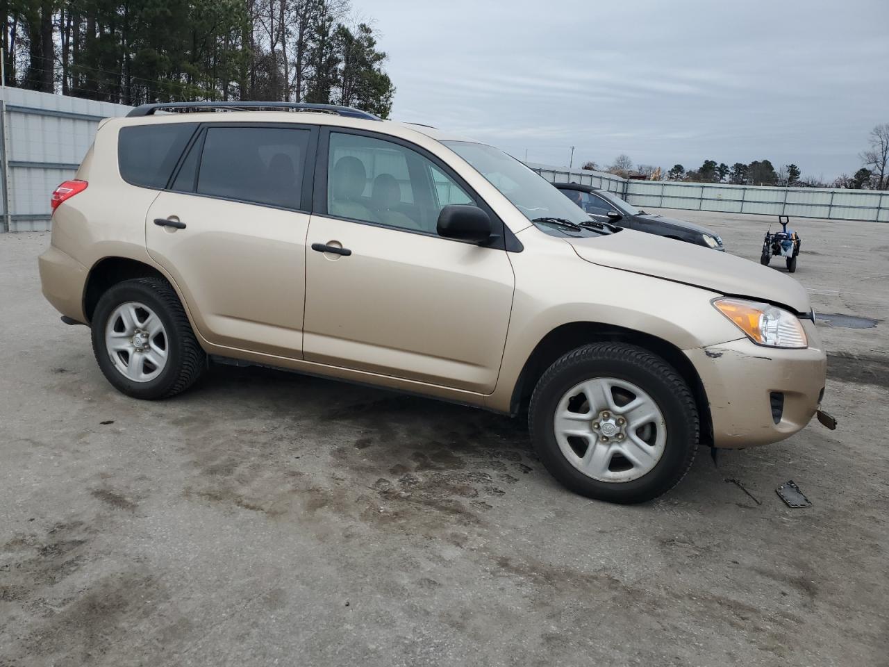2012 Toyota RAV 4 - Image 4