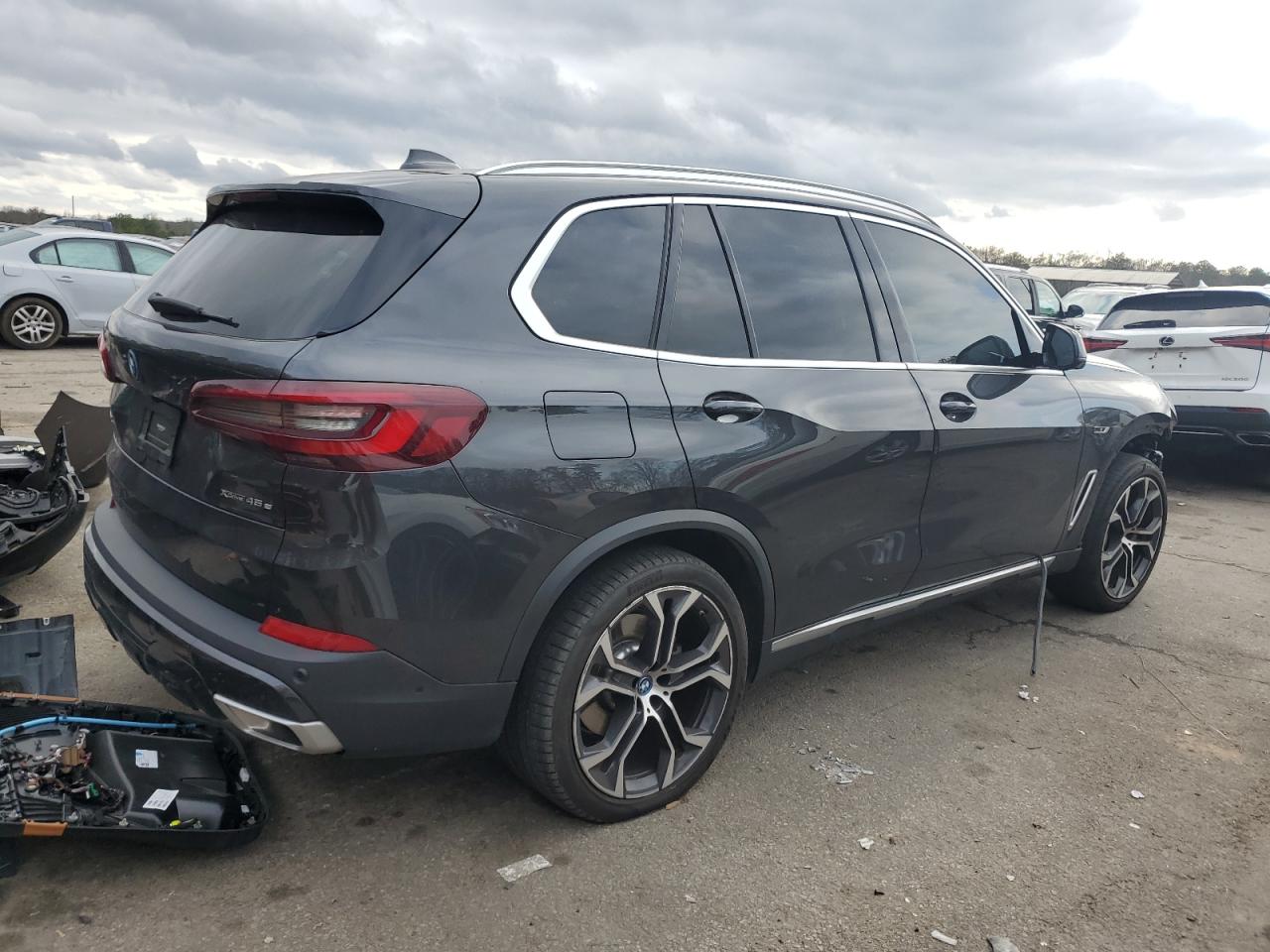 2023 BMW X5 - Image 3