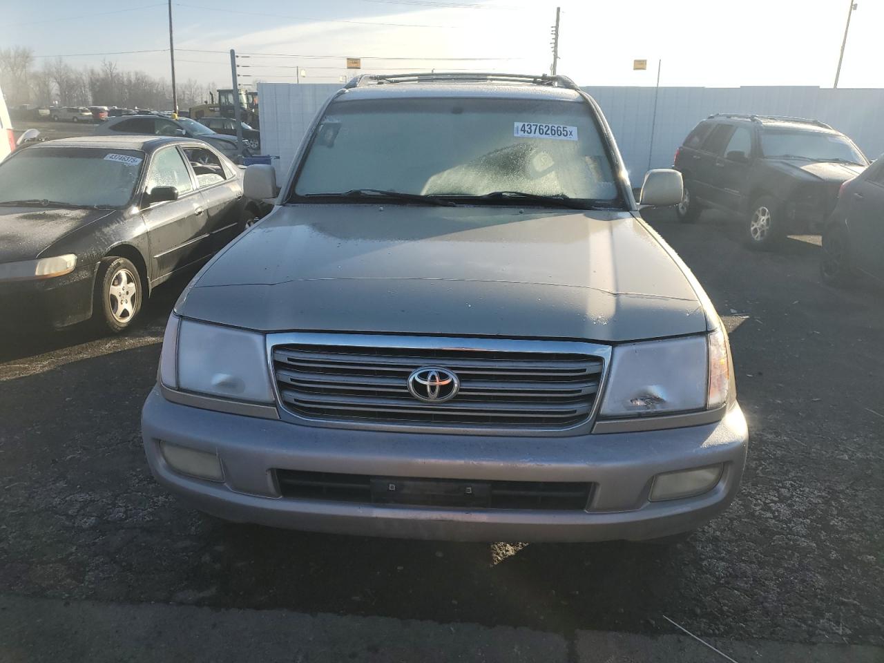 2003 Toyota Land Cruiser - Image 5