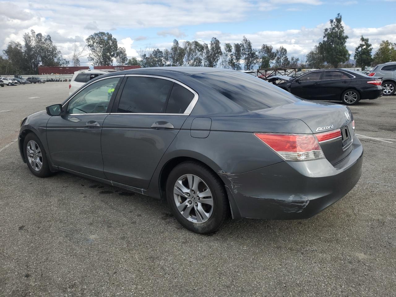 2011 Honda Accord - Image 2