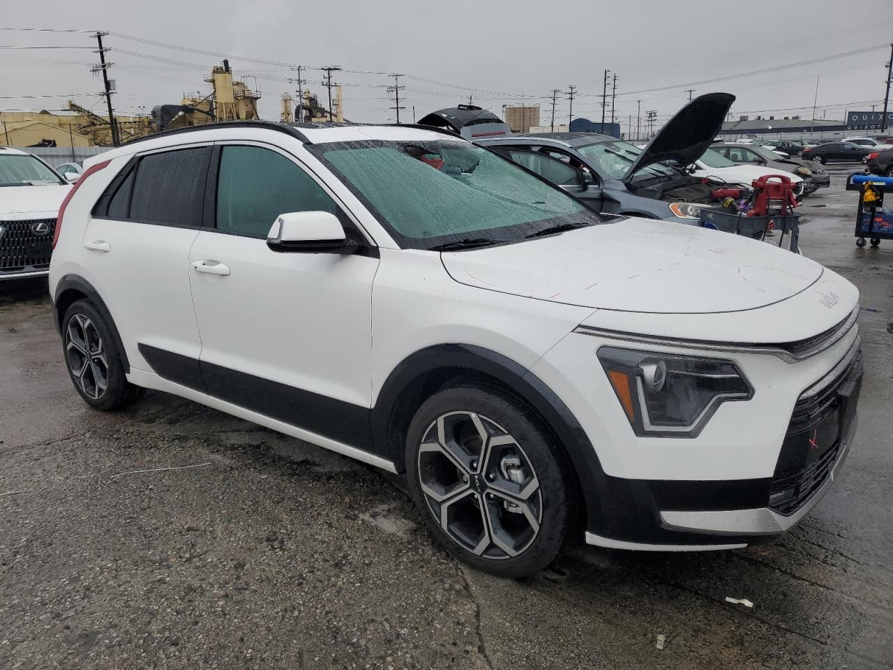 2024 Kia Niro - Image 4