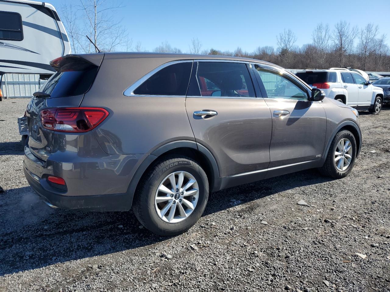 2019 Kia Sorento - Image 3