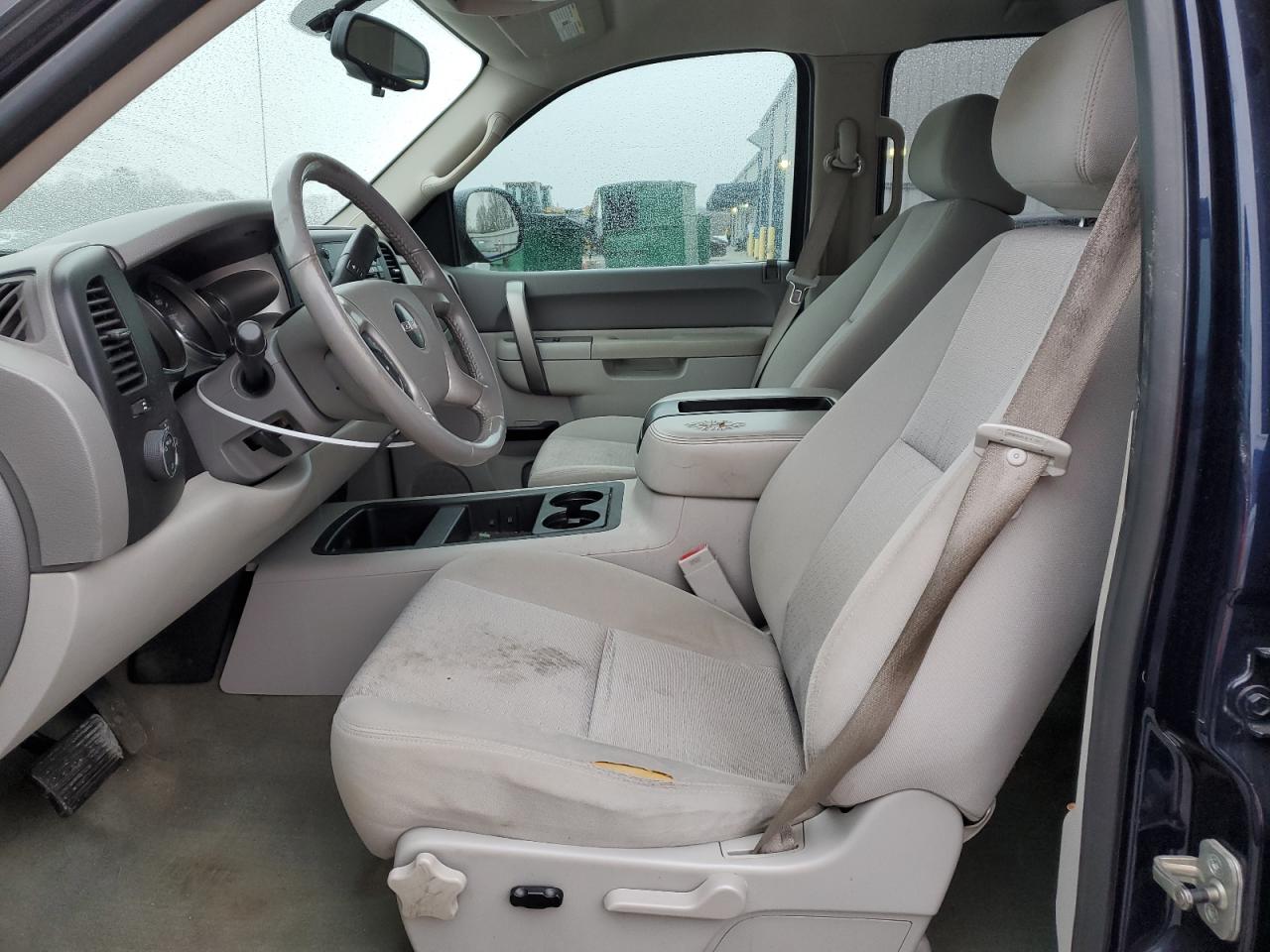 2010 GMC Sierra - Image 7