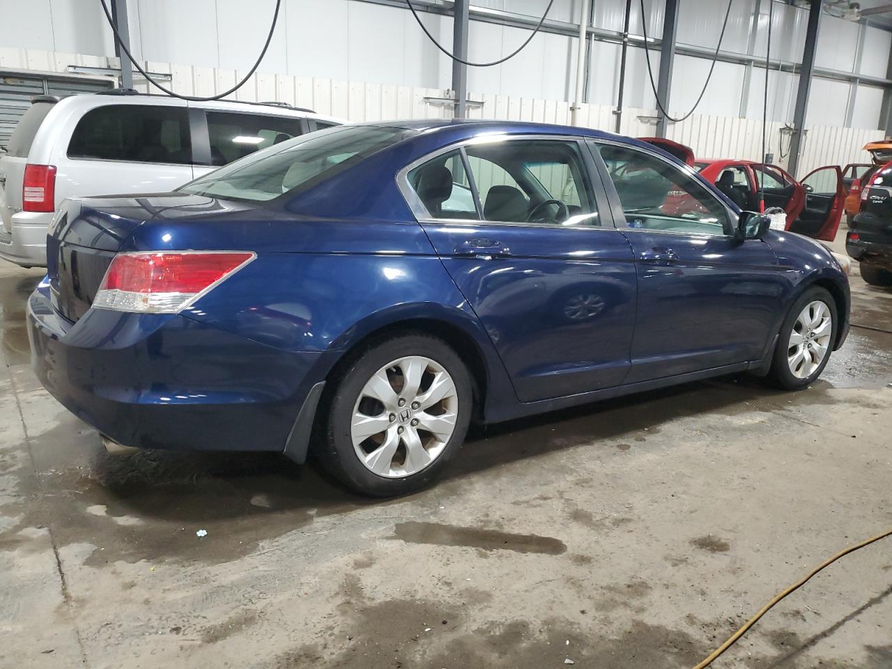2009 Honda Accord - Image 3