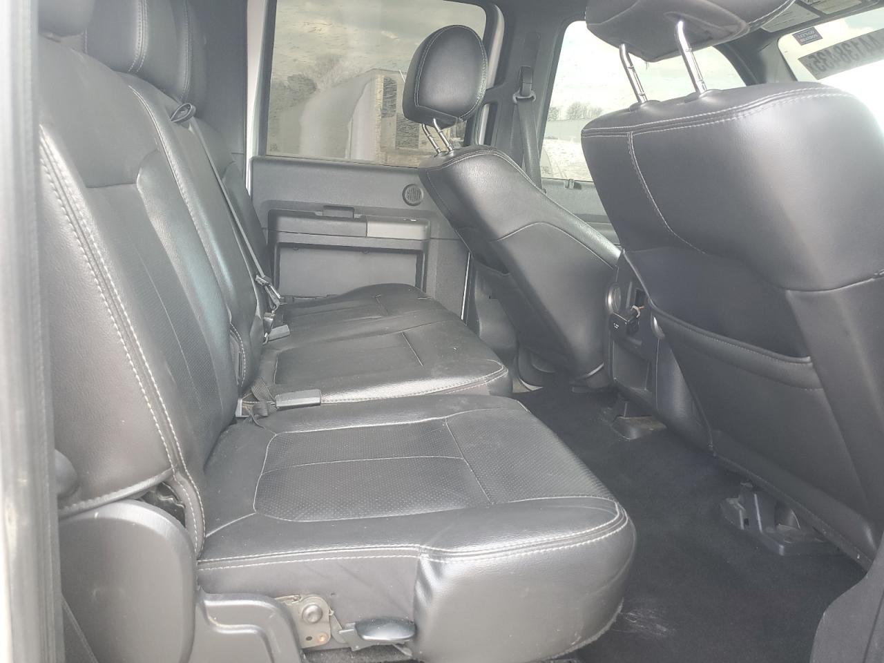 2012 Ford F250 - Image 10