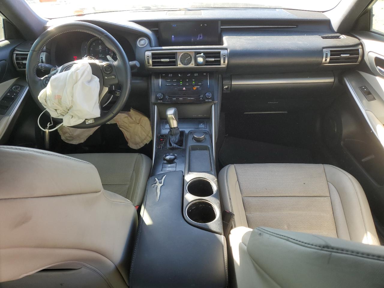 2014 Lexus IS - Image 8