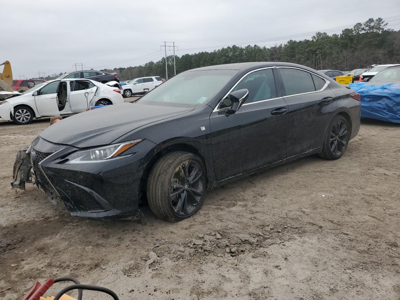 2022 Lexus ES - Image 1