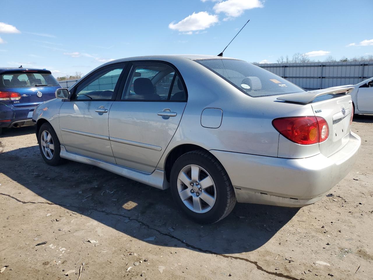 2004 Toyota Corolla - Image 2